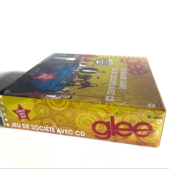 New in box (factory sealed) Glee CD board game - Picture 4 of 5